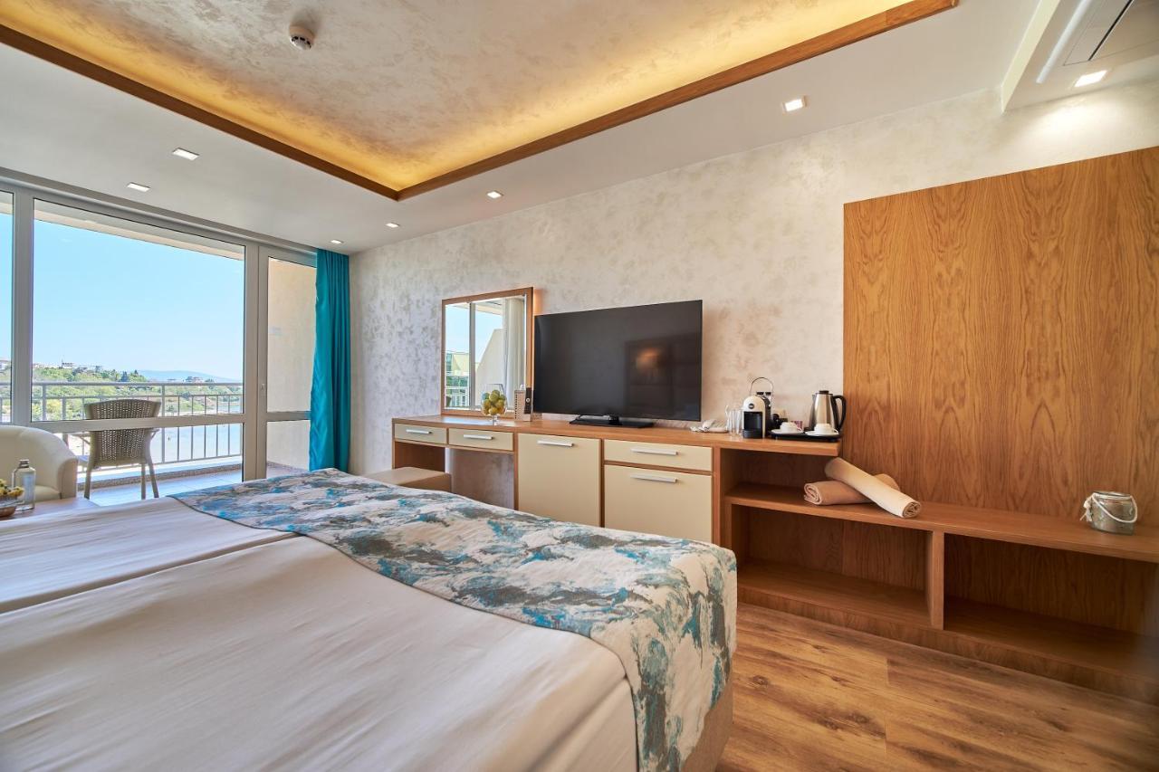 Bilyana Beach Hotel เนเซบาร์ ภายนอก รูปภาพ