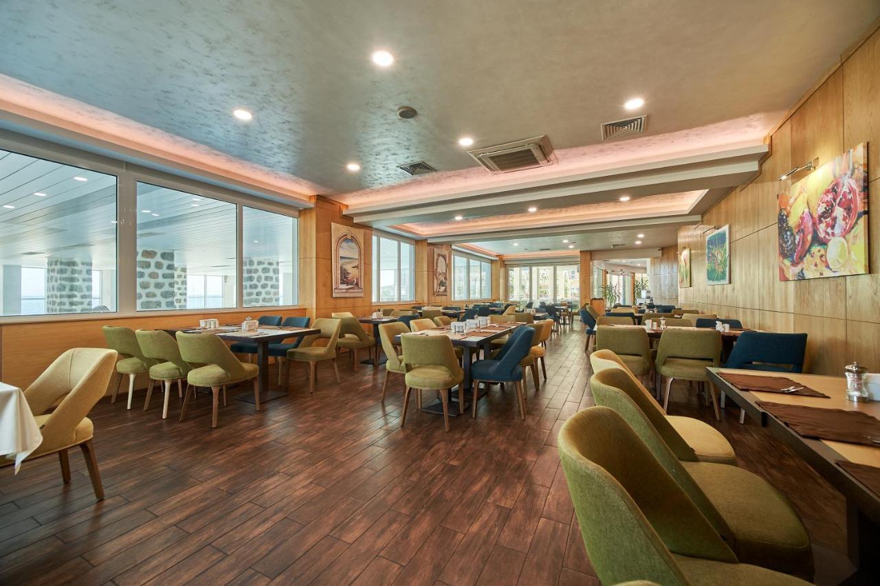 Bilyana Beach Hotel เนเซบาร์ ภายนอก รูปภาพ