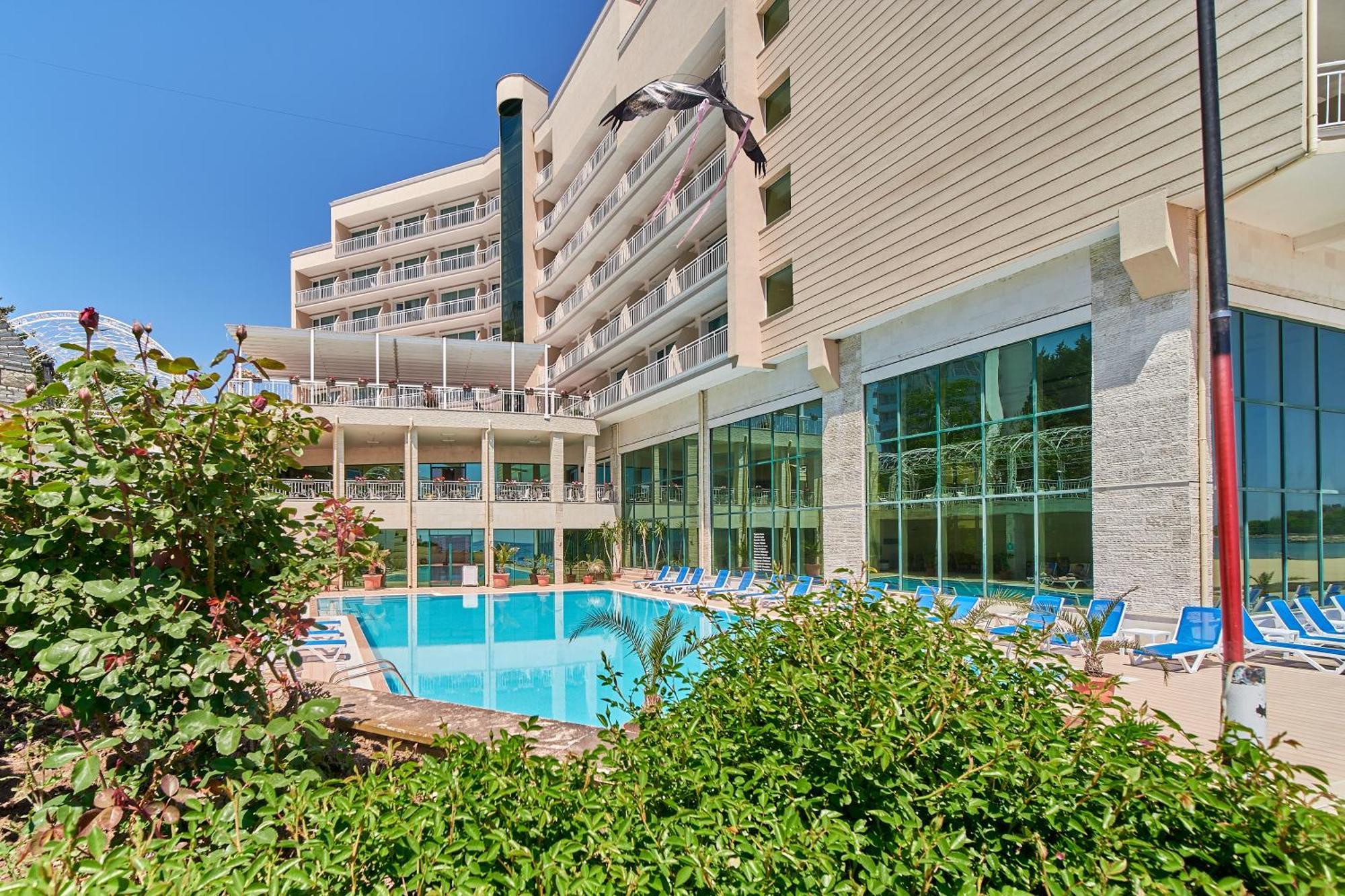 Bilyana Beach Hotel เนเซบาร์ ภายนอก รูปภาพ